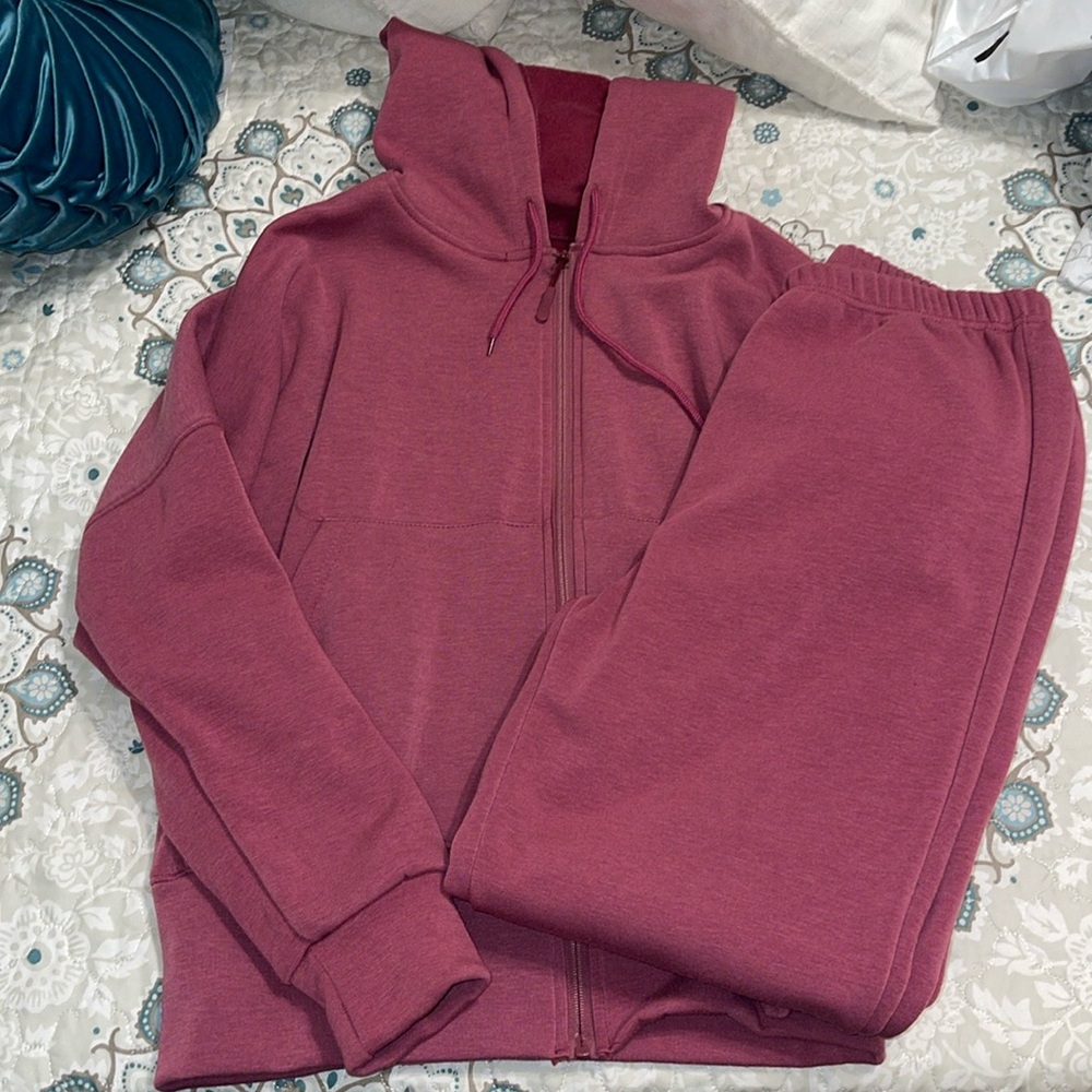 Boutiques Jacket/Sweatpant Set